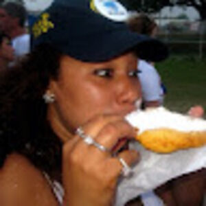 Meet your Posher, Lakia